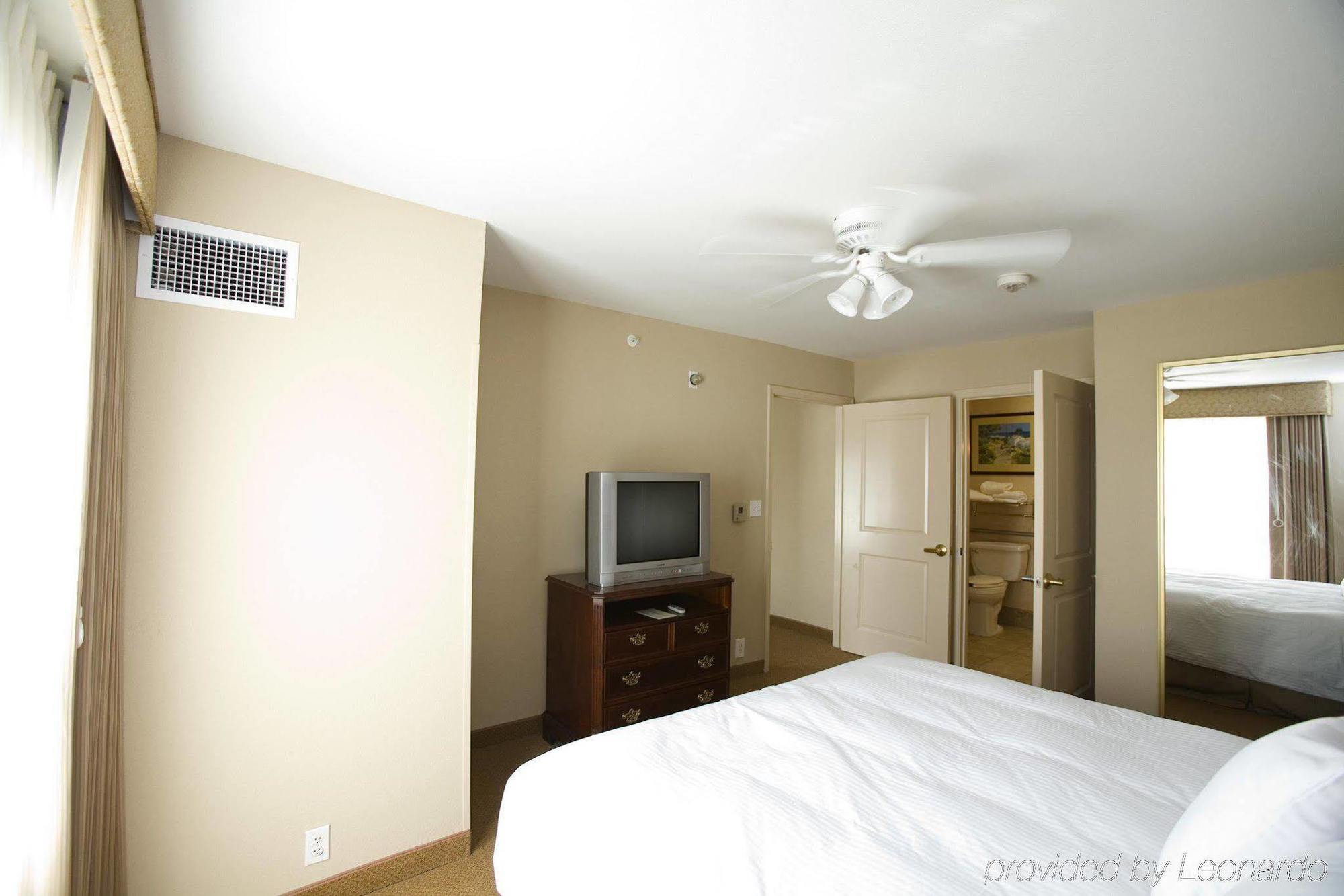 Homewood Suites By Hilton Ковінґтон Номер фото